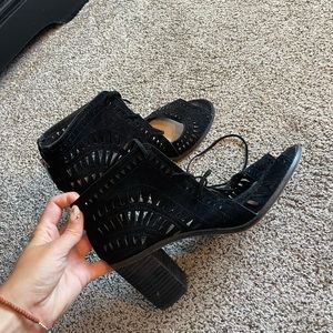 Black Vince Camuto heels